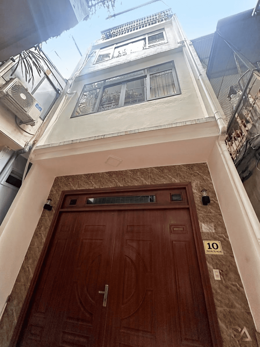 VÀI BƯỚC RA PHỐ – GẦN CÁT LINH - Ô CHỢ DỪA – ĐẦY ĐỦ CÔNG NĂNG – NHÀ ĐẸP Ở NGAY